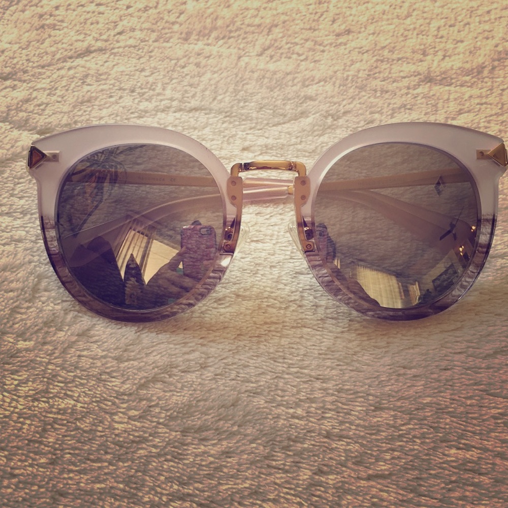 Brand new pair of Stella and Dot sunglasses